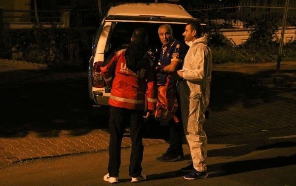 Antalya'da 4 kişi oturdukları evde ölü bulundu