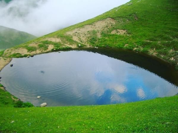 Kurutulan Dipsiz Göl'den geriye kalan arşiv görüntüleri