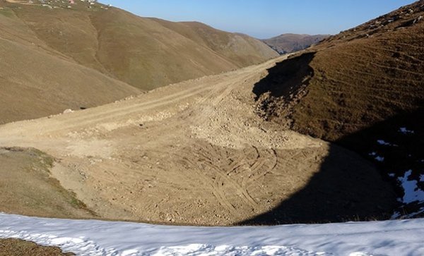 Kurutulan Dipsiz Göl'den geriye kalan arşiv görüntüleri