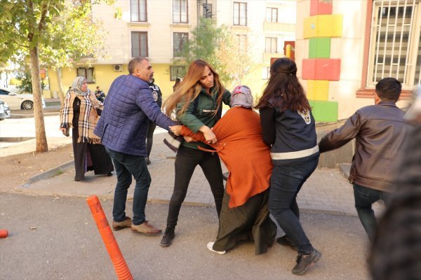 Oturma eylemindeki annenin bir yakını dağda öldürüldü