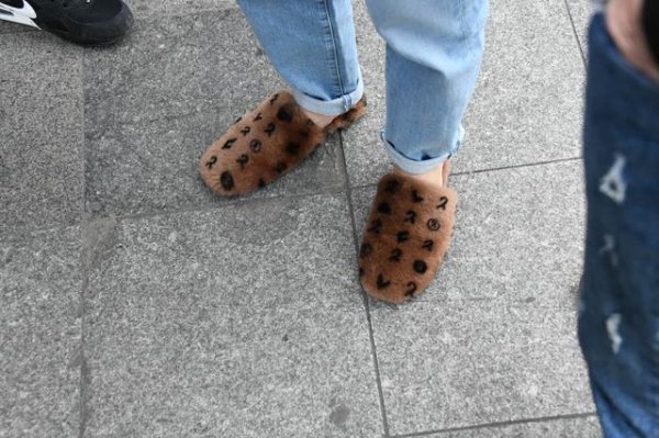 Serenay Sarıkaya'nın botları 6 bin TL