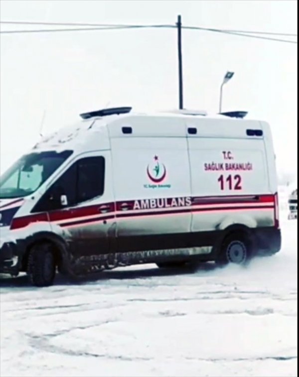 Ambulansla drift atan sürücü görevden uzaklaştırıldı