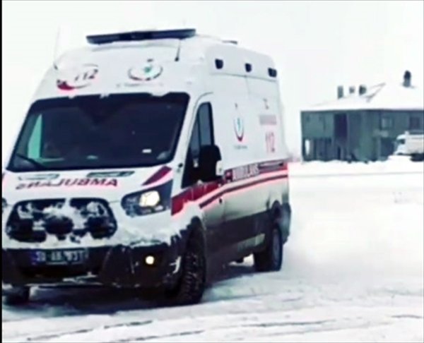 Ambulansla drift atan sürücü görevden uzaklaştırıldı
