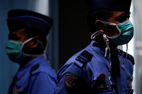 Çin'de görülen ölümcül koronavirüs salgını ABD'ye sıçradı