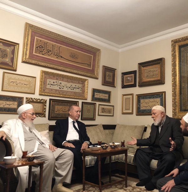 Cumhurbaşkanı Erdoğan'dan İsmailağa Cemaati'ne ziyaret