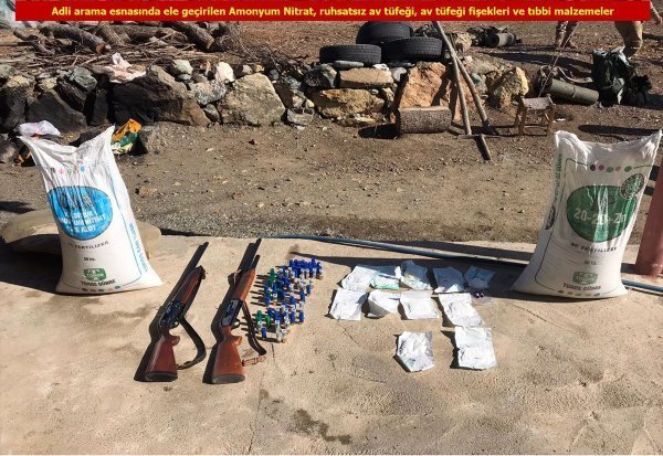 Diyarbakır'da PKK'ya ait 5 sığınak etkisiz hale getirildi