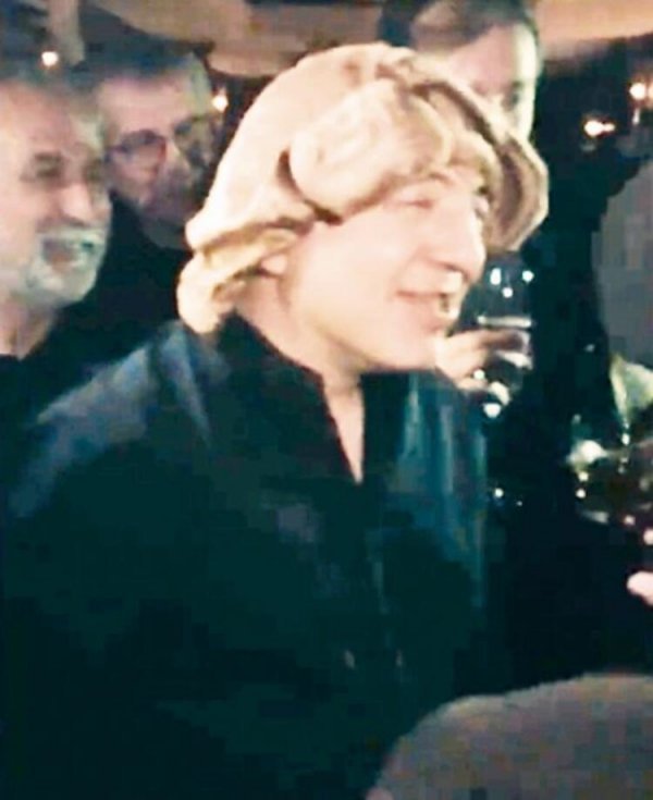 Fazıl Say'ın pastasından eşi çıktı