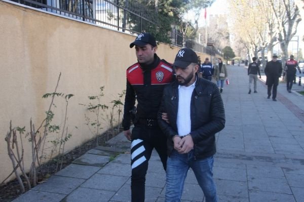 İstanbul’da yeni yılın ilk ‘Kurt Kapanı 1’ uygulaması -1