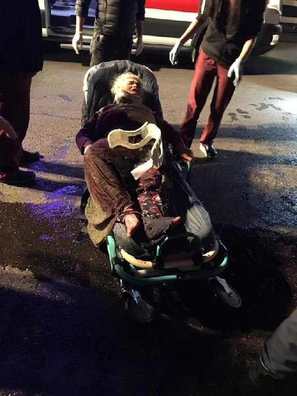 Arızalanan otomobili yolcularla taşıyan çekici, otomobille çarpıştı: 2 ölü, 8 yaralı -4