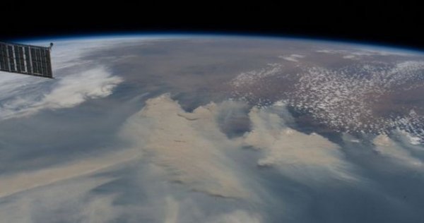 NASA: Avustralya yangınlarının dumanı Dünya'ya yayılacak