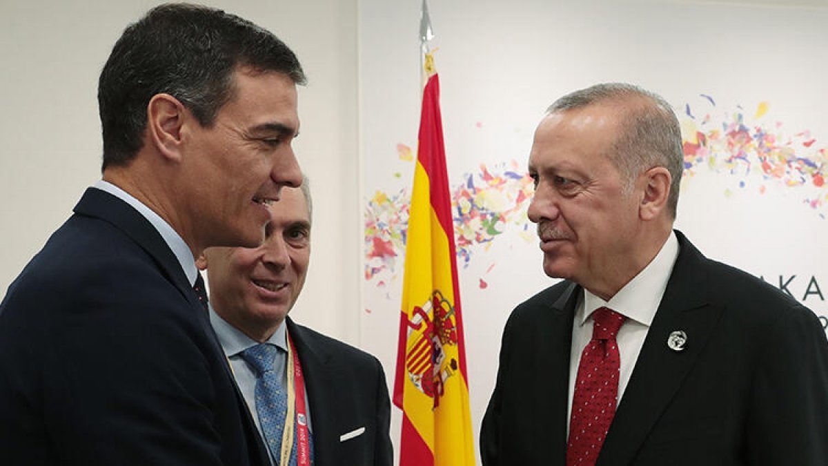 Erdoğan'dan iki ülke başbakanına mektup