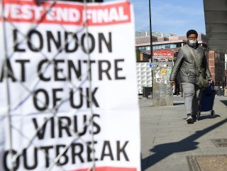 İngiliz sağlıkçıların yarısının koruyucu ekipmanı yok