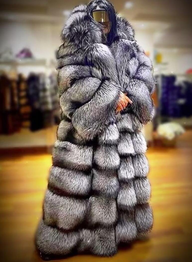 Şoke eden iddia 55 tilki... Bülent Ersoy kürk sevdasından vazgeçmiyor