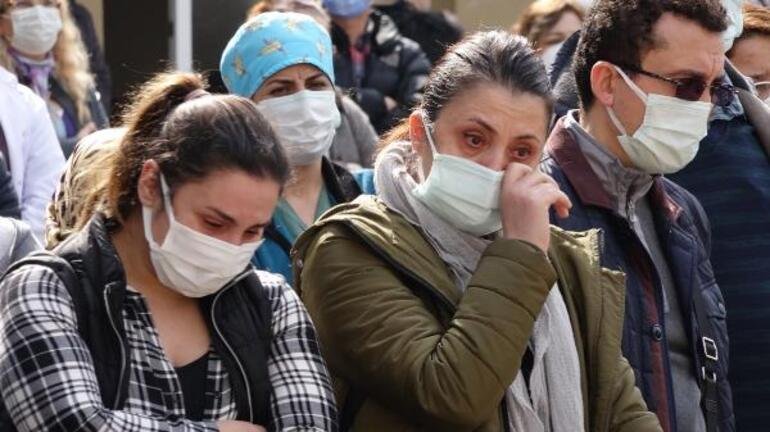 Trabzonu yıkan ölüm Odasında baygın bulunan Prof. Dr. İlker Mataracı hayatını kaybetti